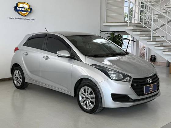 HYUNDAI HB20 1.6 COMFORT PLUS 16V FLEX 4P AUTOMÁTICO